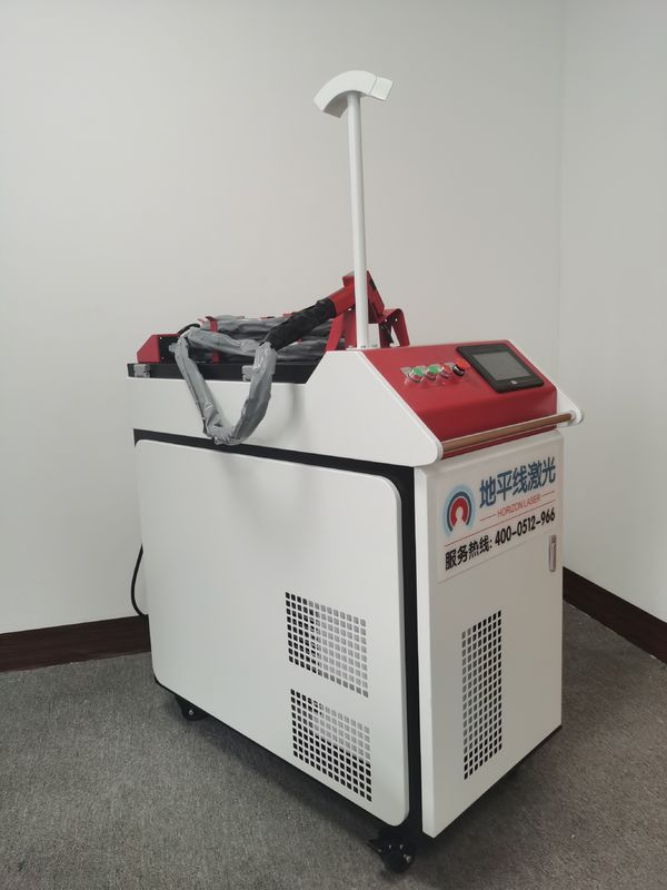 Pendingin Air QBH 0.5mm Handheld Laser Torch Welding