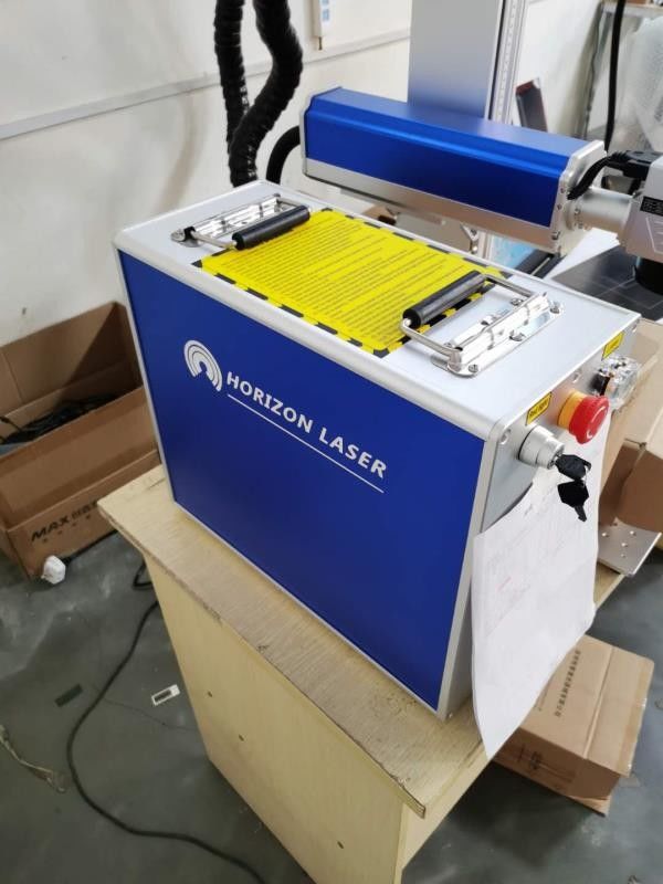 Mesin Ukiran Laser 50HZ Untuk Perhiasan, Pengukir Laser Desktop Untuk Logam
