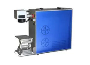 Mesin Penandaan Laser 1060nm 0,01mm Serat Optik Logam Pengukir Laser 30 Watt