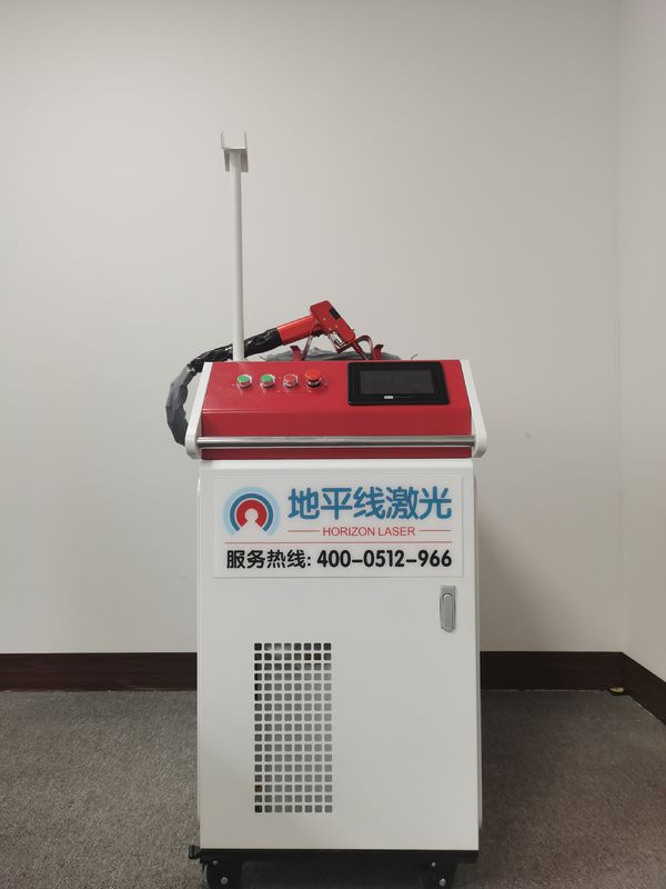 Smooth Seam 8m 1000W Portable Welding Machine 220v Untuk Bahan Metal