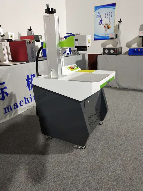 Mengangkat Laser Engraver 550 0.15mm Untuk Plastik Dan Metal