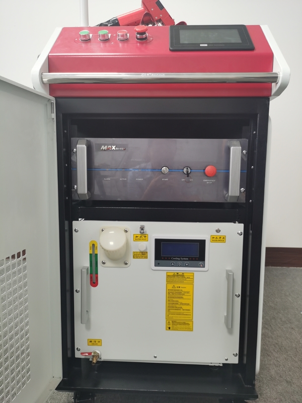 Mesin Las Laser Genggam IPG 1500W CW Dengan Sumber Max Raycus