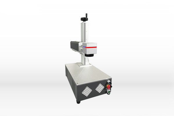 Mesin Ukiran Laser 7000mm / S Pendingin Udara 1.2KW Auto Focus Bracket